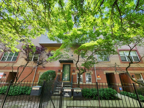 Photo of 2363 E 70th Place #B, Chicago, IL 60649 (MLS # 12750606)