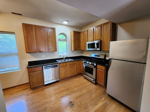 Tiny photo for 2363 E 70th Place #B, Chicago, IL 60649 (MLS # 12750606)