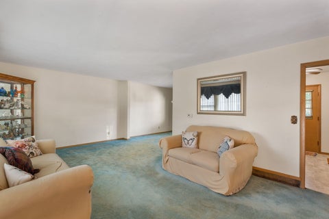 Tiny photo for 3220 Kenwood Avenue, Davenport, IA 52807 (MLS # 12770995)