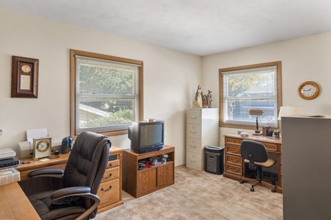 Tiny photo for 3220 Kenwood Avenue, Davenport, IA 52807 (MLS # 12770995)