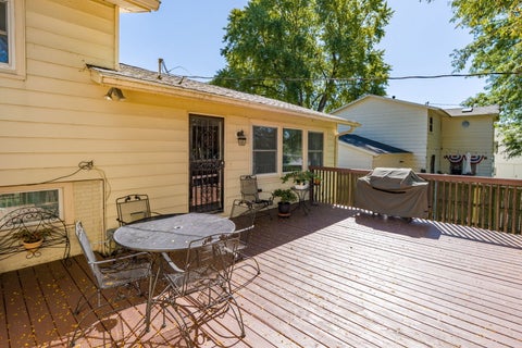 Tiny photo for 3220 Kenwood Avenue, Davenport, IA 52807 (MLS # 12770995)