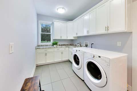 Tiny photo for 2311 N Arlington Heights Road, Arlington Heights, IL 60004 (MLS # 12684687)