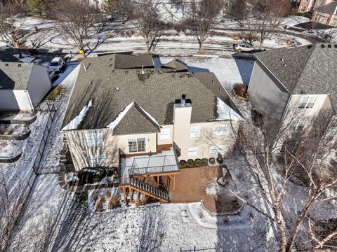 Tiny photo for 226 Glenbrook Court, Gilberts, IL 60136 (MLS # 12548639)