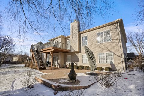 Tiny photo for 226 Glenbrook Court, Gilberts, IL 60136 (MLS # 12548639)