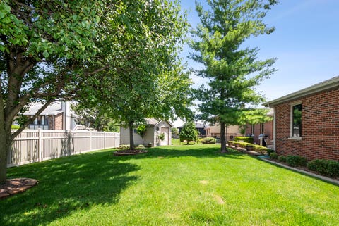 Tiny photo for 9342 Sutton Place, Tinley Park, IL 60487 (MLS # 12618586)