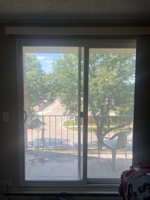 Tiny photo for 255 S West Avenue S #413, Elmhurst, IL 60126 (MLS # 12461579)