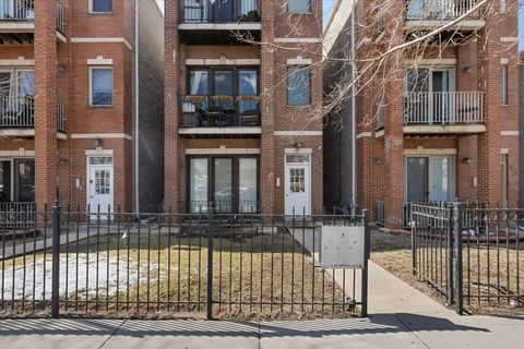 3444 N Narragansett Avenue 3 Chicago IL 60634