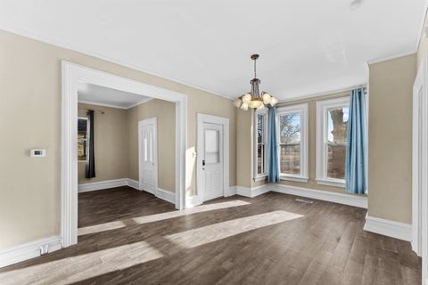 Tiny photo for 2202 Pershing Blvd Boulevard, Clinton, IA 52732 (MLS # 100000407)