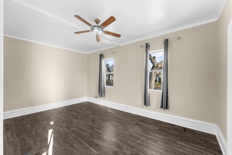 Tiny photo for 2202 Pershing Blvd Boulevard, Clinton, IA 52732 (MLS # 100000407)