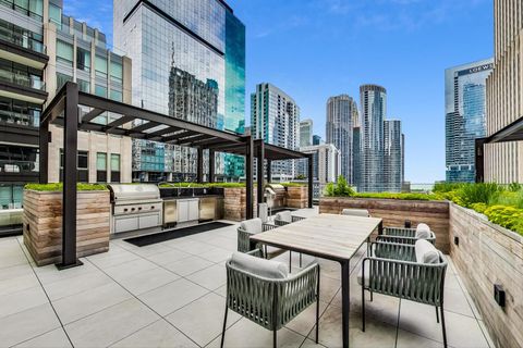 Tiny photo for 435 N Michigan Avenue #405, Chicago, IL 60611 (MLS # 12530007)