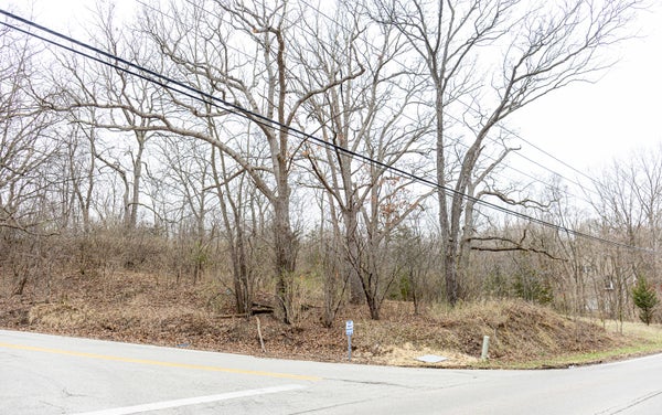 19 LAKE MARIAN RD, CARPENTERSVILLE, IL 60110 - Image e7c5916e44bc609ee8fa7eae0be0a9b6/3250022538