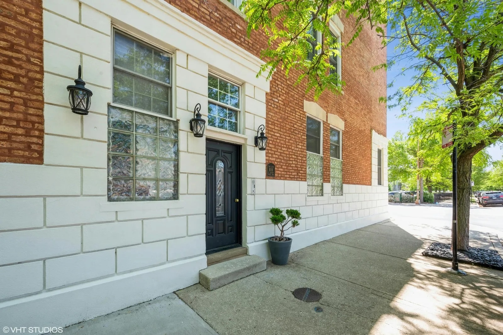 1001 N Paulina Street 2