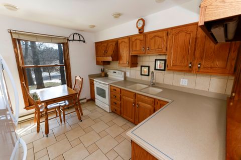 Tiny photo for 9011 Gardner Road, Fox River Grove, IL 60021 (MLS # 12563026)