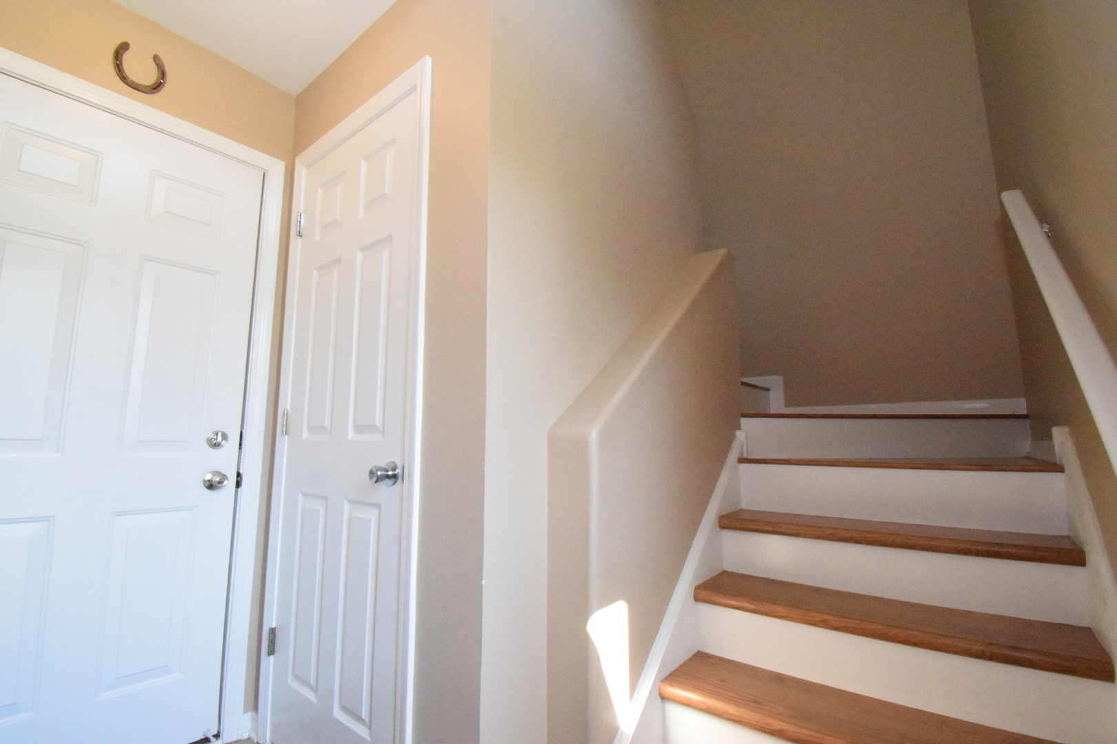 418 E Thornhill Lane 418