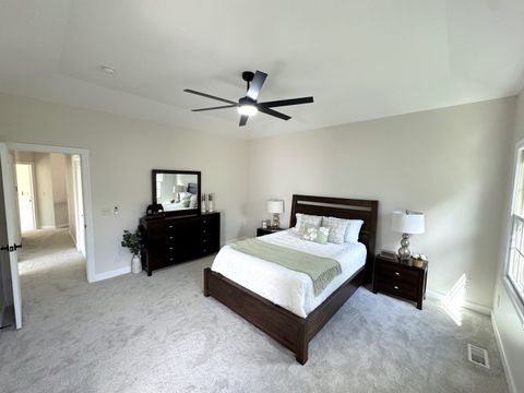 Tiny photo for 1909 E 58th Street, Davenport, IA 52807 (MLS # 12633466)