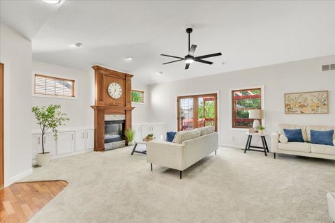 Tiny photo for 1909 E 58th Street, Davenport, IA 52807 (MLS # 12633466)