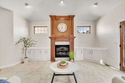 Tiny photo for 1909 E 58th Street, Davenport, IA 52807 (MLS # 12633466)