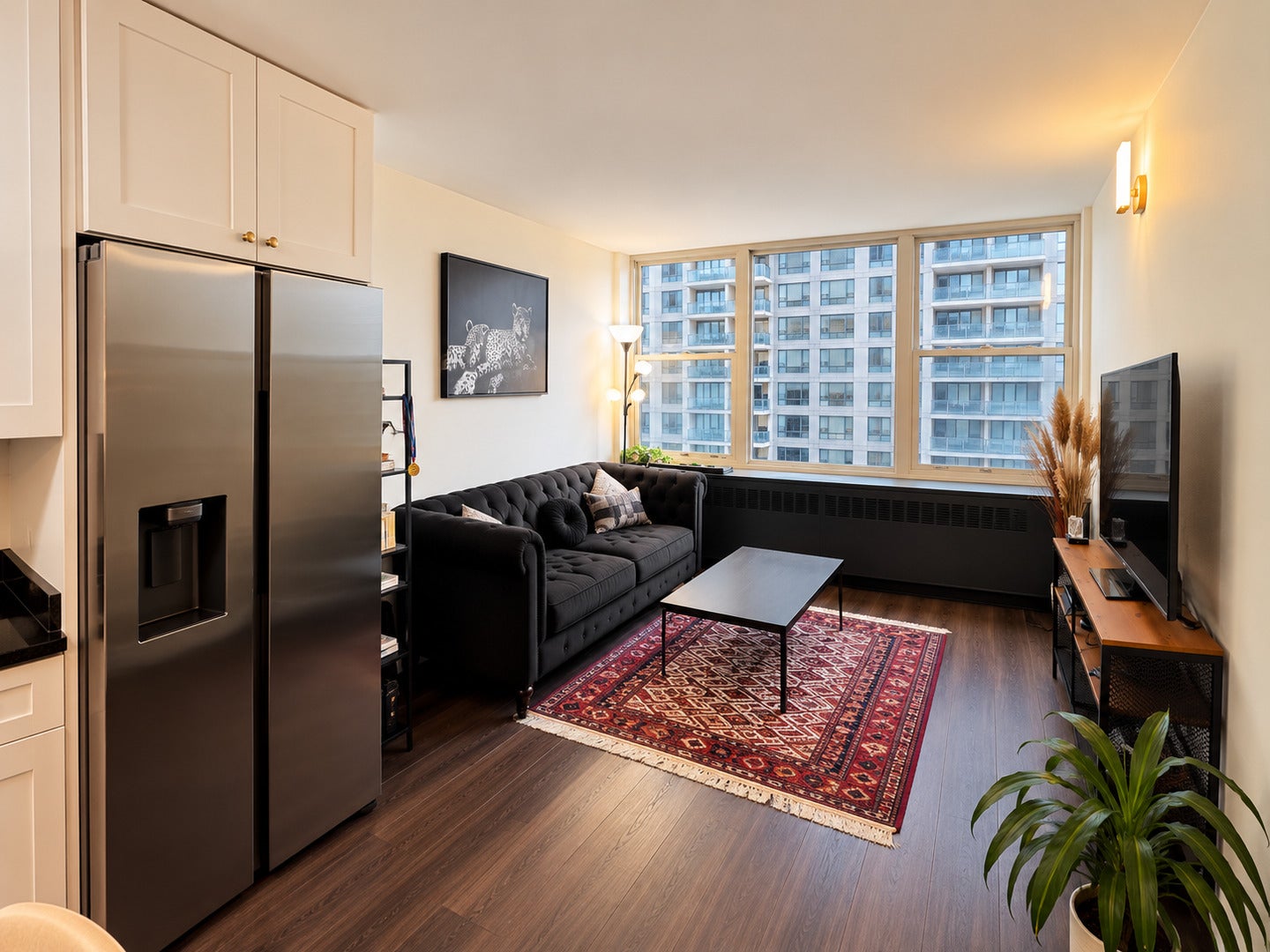 4250 N Marine Drive 905