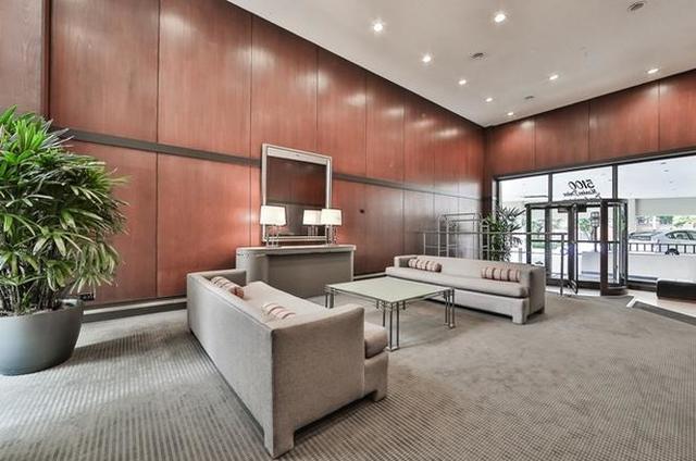 5100 N Marine Drive 17C