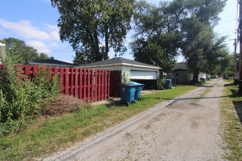 Tiny photo for 39 Warren Street, Calumet City, IL 60409 (MLS # 12397992)