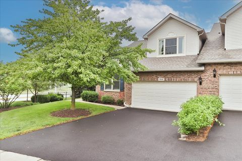 Photo of 768 W St Johns Place, Addison, IL 60101 (MLS # 12394372)