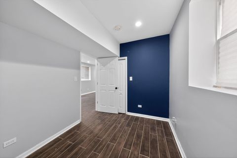 Tiny photo for 5718 W 63rd Place, Chicago, IL 60638 (MLS # 12602591)