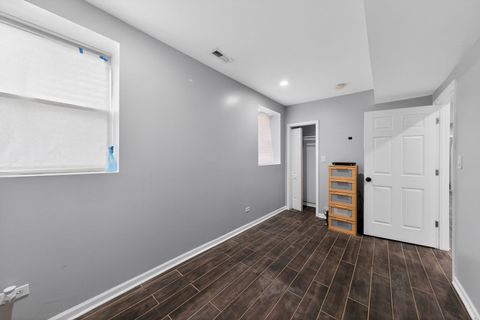 Tiny photo for 5718 W 63rd Place, Chicago, IL 60638 (MLS # 12602591)