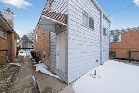 Tiny photo for 5718 W 63rd Place, Chicago, IL 60638 (MLS # 12602591)