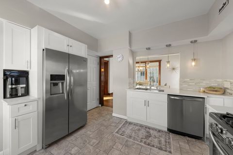 Tiny photo for 130 N Ellis Avenue, Wheaton, IL 60187 (MLS # 12555946)