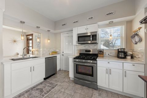 Tiny photo for 130 N Ellis Avenue, Wheaton, IL 60187 (MLS # 12555946)