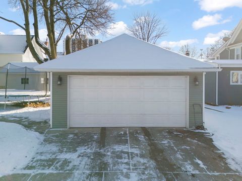 Tiny photo for 130 N Ellis Avenue, Wheaton, IL 60187 (MLS # 12555946)