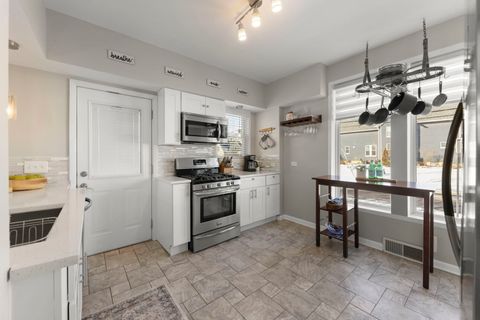 Tiny photo for 130 N Ellis Avenue, Wheaton, IL 60187 (MLS # 12555946)