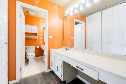 Tiny photo for 532 Hummingbird Lane, Deerfield, IL 60015 (MLS # 12387126)