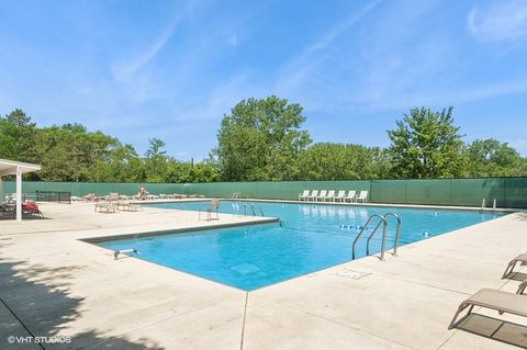 Tiny photo for 532 Hummingbird Lane, Deerfield, IL 60015 (MLS # 12387126)