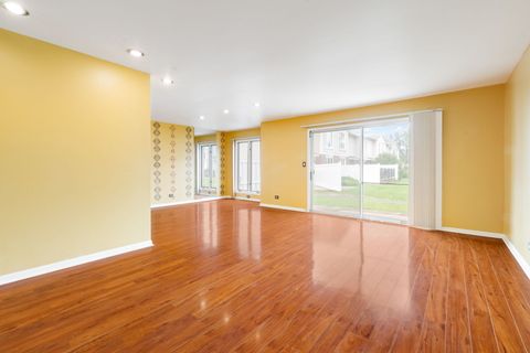 Tiny photo for 532 Hummingbird Lane, Deerfield, IL 60015 (MLS # 12387126)