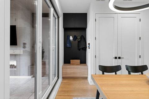 Tiny photo for 2640 N Bosworth Avenue #1S, Chicago, IL 60614 (MLS # 12516666)