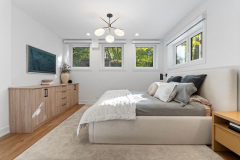 Tiny photo for 2640 N Bosworth Avenue #1S, Chicago, IL 60614 (MLS # 12516666)