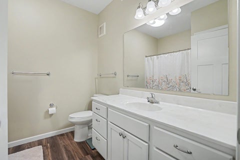 Tiny photo for 2592 MIDDLE Road #318, Bettendorf, IA 52722 (MLS # 12690692)
