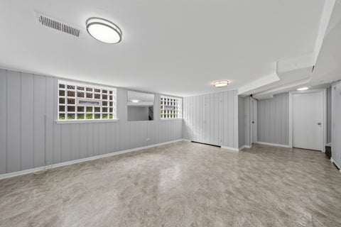 Tiny photo for 3824 W Chase Avenue, Lincolnwood, IL 60712 (MLS # 12747754)