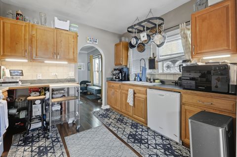 Tiny photo for 440 W Main Street, Barrington, IL 60010 (MLS # 12488211)