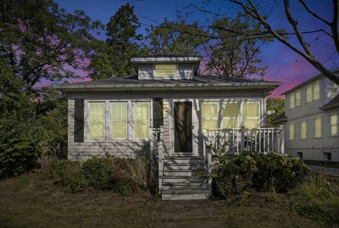 Tiny photo for 440 W Main Street, Barrington, IL 60010 (MLS # 12488211)