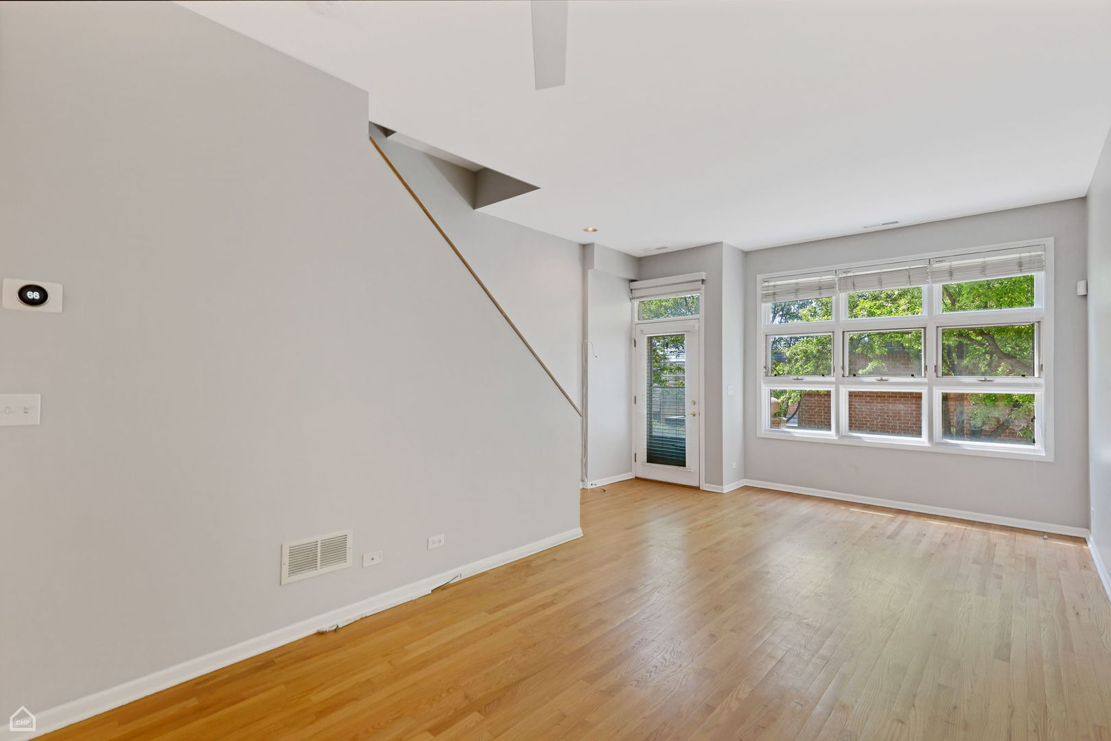855 W ERIE Street 119