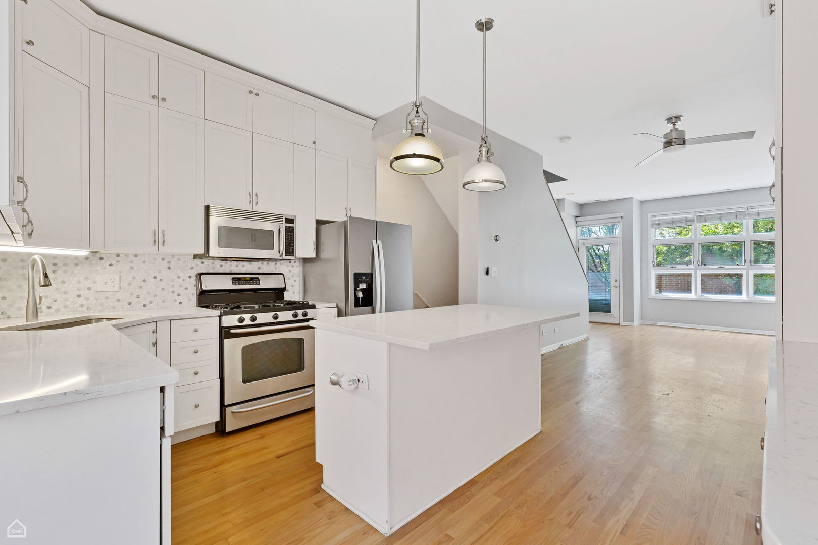 855 W ERIE Street 119