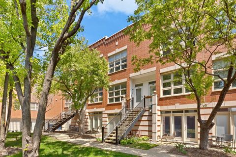 855 W ERIE Street 119 Chicago IL 60642