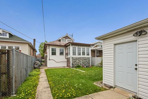 Tiny photo for 8617 S Loomis Boulevard, Chicago, IL 60620 (MLS # 12629025)