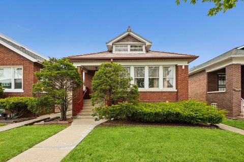 Photo of 8617 S Loomis Boulevard, Chicago, IL 60620 (MLS # 12629025)