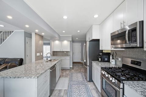 Tiny photo for 437 Maple Drive, Wheeling, IL 60090 (MLS # 12608801)