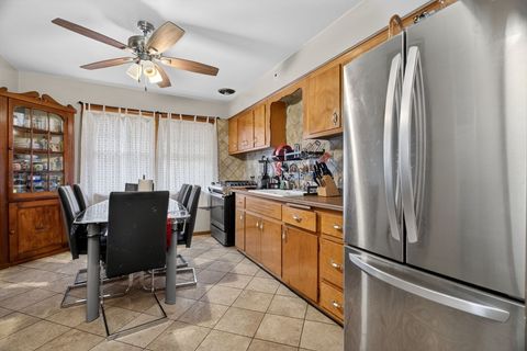 Tiny photo for 3703 Butterfield Road, Bellwood, IL 60104 (MLS # 12543106)