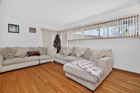 Tiny photo for 3703 Butterfield Road, Bellwood, IL 60104 (MLS # 12543106)