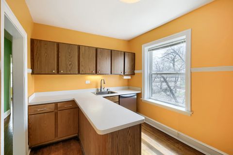 Tiny photo for 520 SHERIDAN Road #3A, Evanston, IL 60202 (MLS # 12589965)